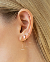 Gold Creolen in 6mm, 8mm und 10mm am Ohr