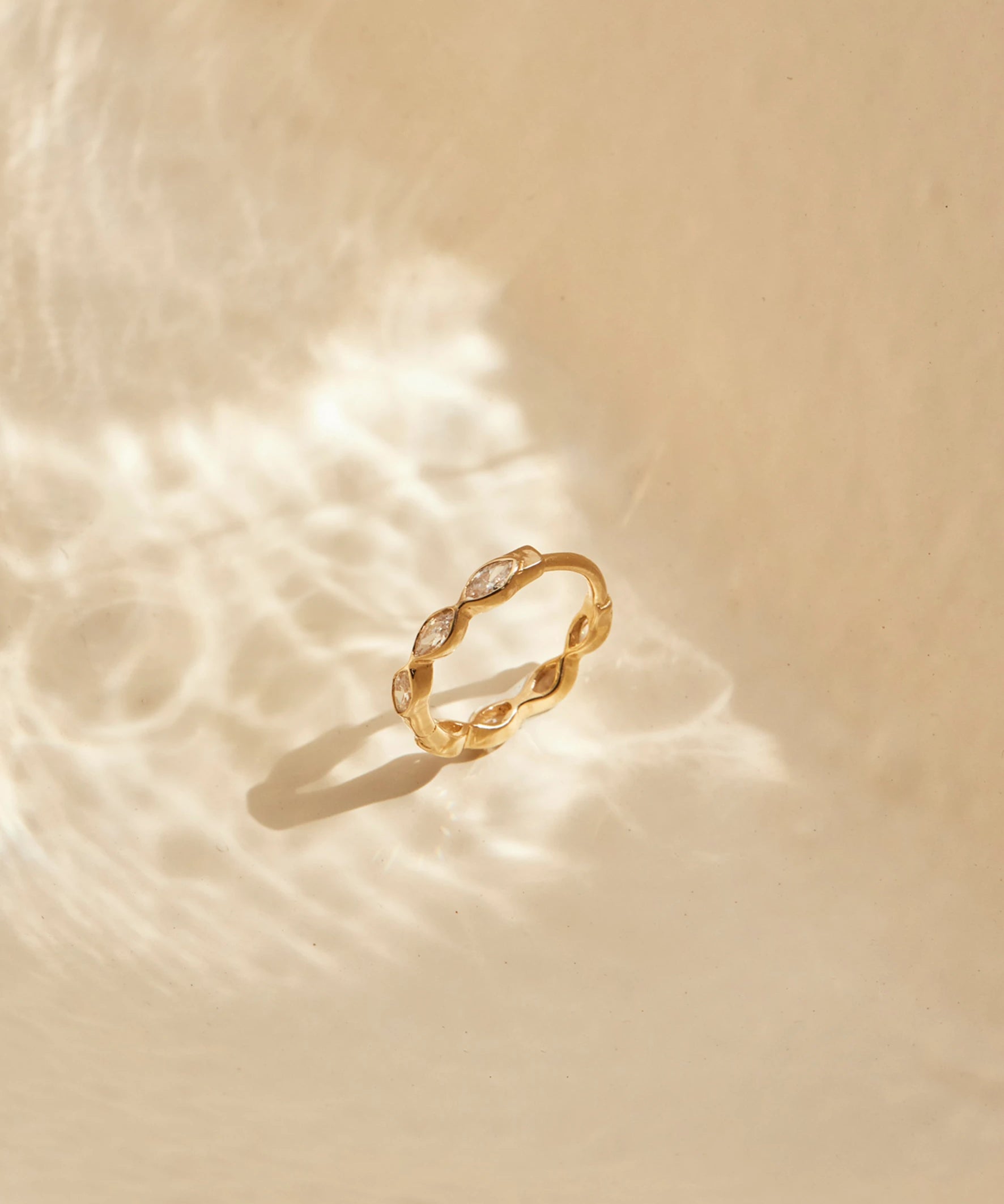 Marquise Creole aus 585 Gold mit Zirkonia Steinen