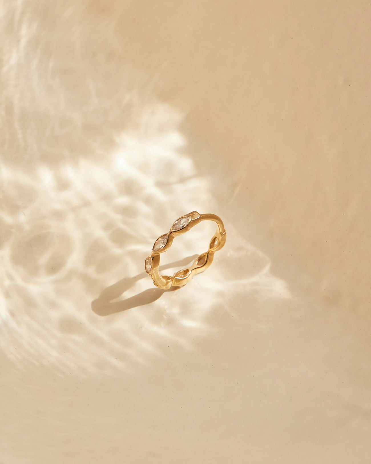 Marquise Creole aus 585 Gold mit Zirkonia Steinen